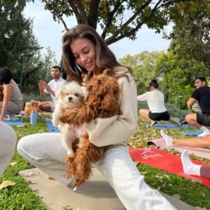 שיעורי פברואר לשנת 2026 - יוגה מזרן עם תחש ופודל